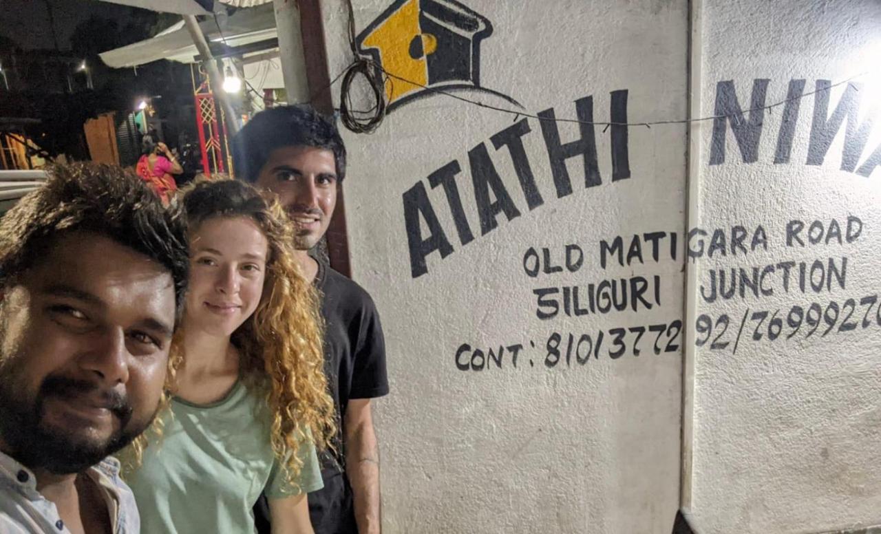 Atathi Niwas Guest House For Backpackers And Travellers Siliguri Exteriér fotografie