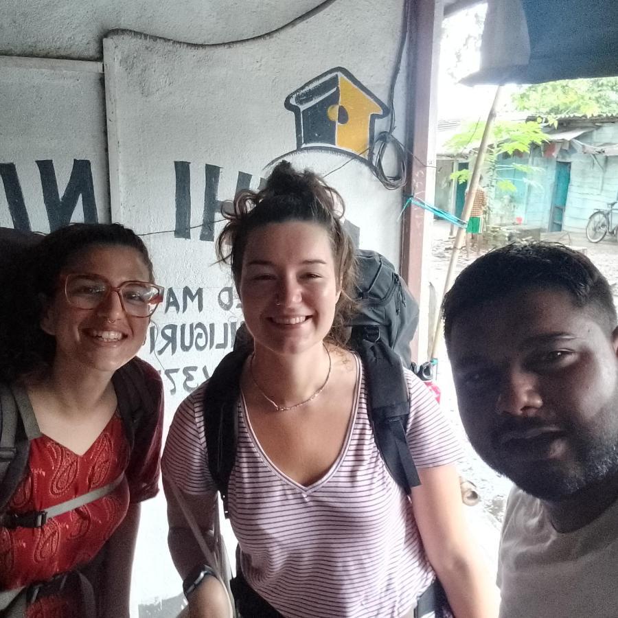 Atathi Niwas Guest House For Backpackers And Travellers Siliguri Exteriér fotografie