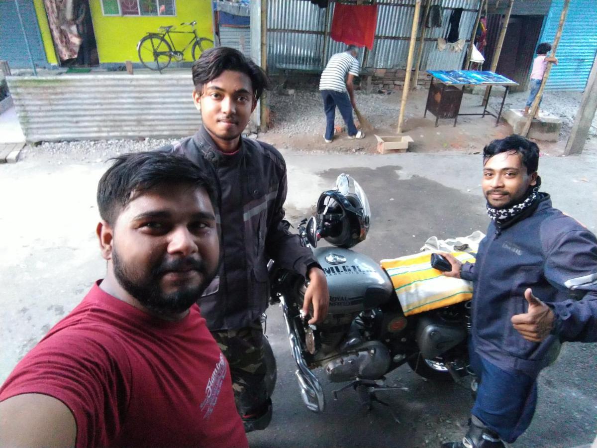 Atathi Niwas Guest House For Backpackers And Travellers Siliguri Exteriér fotografie